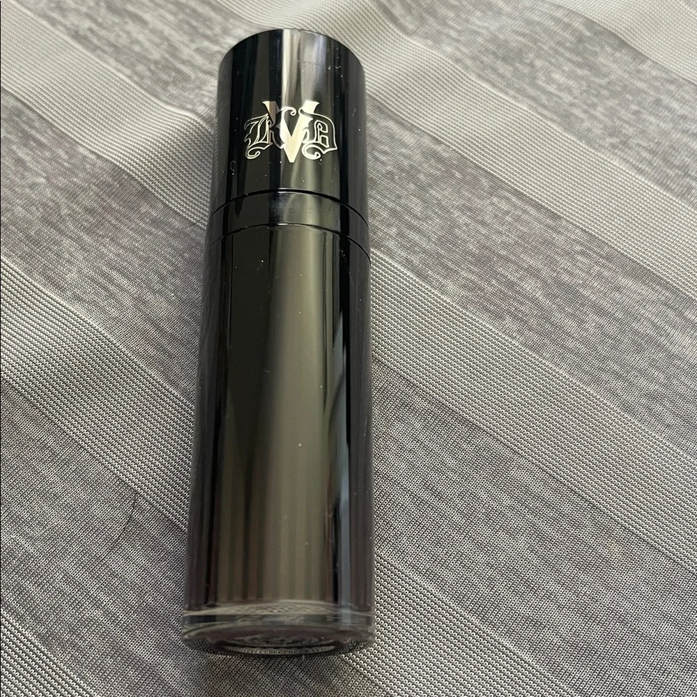 Kat Von D lightweight transfer